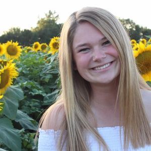 Meet your Posher, Annika